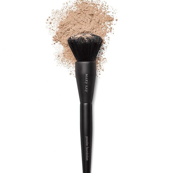 Powder Foundation Brush - Picture 2 of 3